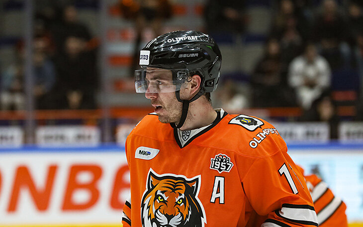 Николишин хет-триком вывел «Амур» в овертайм, но «Спартак» все же выиграл в Хабаровске впервые за 7 лет (а еще красиво забил!)