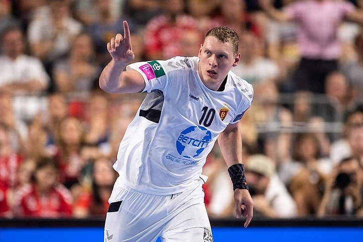 Дайнис Криштопанс: "Уезжая, Рауль обещал позвонить из Парижа. Этого звонка я ждал год", изображение №6