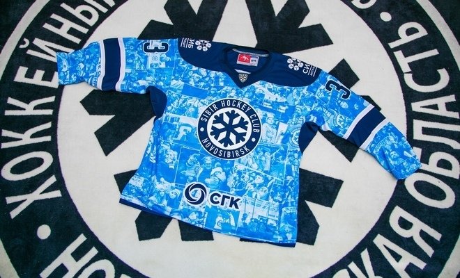 Свитеры с портретами болельщиков. «Сибирь» проведет предсезонку в особой форме