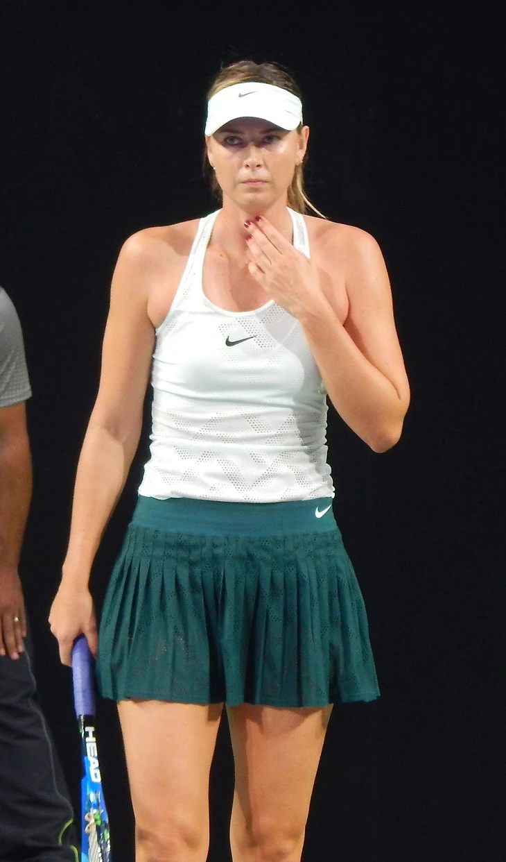 Sharapova in Istanbul 26 nov 2017