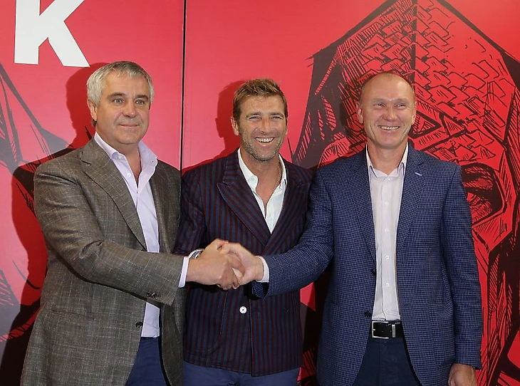 Руководство с Каррерой