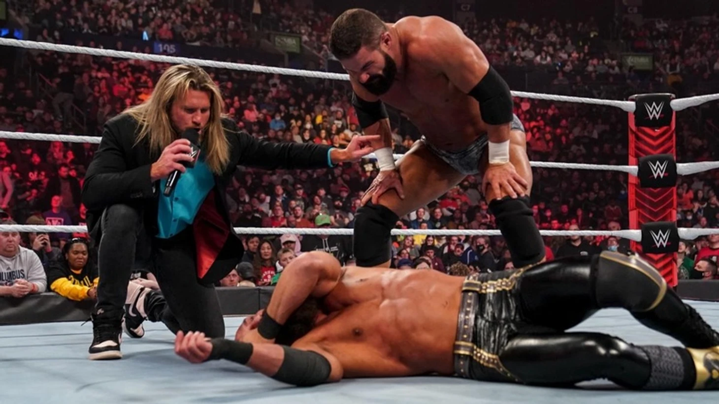 Обзор WWE Monday Night RAW 28.02.2022, изображение №11