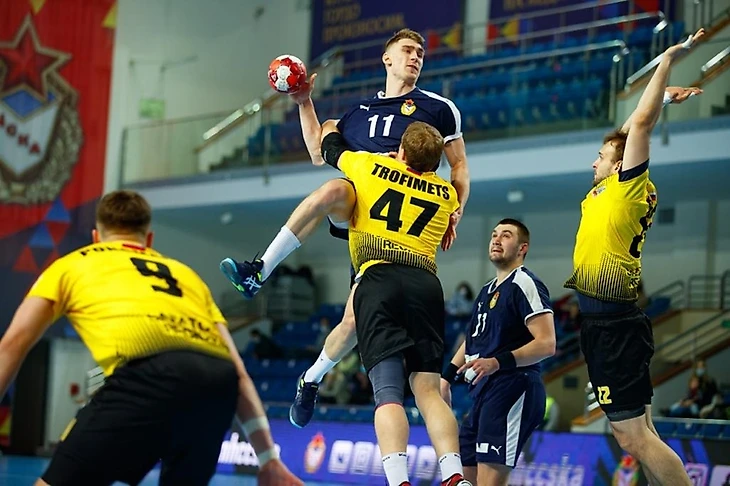 Чемпионат России. Дебют Шинкеля, перезагрузка "Виктора", дуэль вратарей сборной, "подвальная" ничья, изображение №5