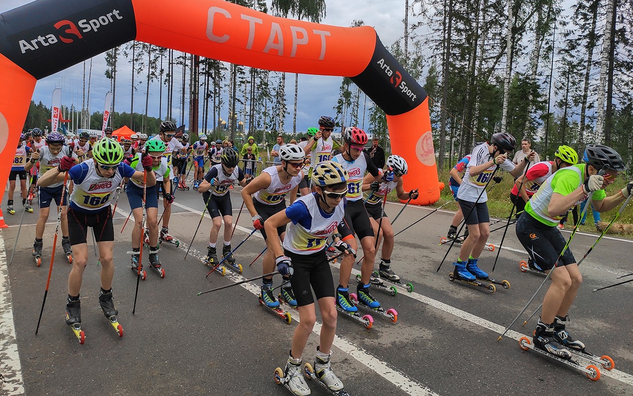 Алабинский полумарафон на лыжероллерах. Алабинский лыжероллерный марафон. Алабинский марафон на лыжероллерах. Алабинский лыжероллерный марафон. Лыжероллерная гонка.