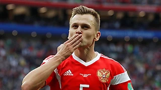 Тест: игроки сборной России в XXI веке. Вспомните всех, кто сыграл 35+ матчей?