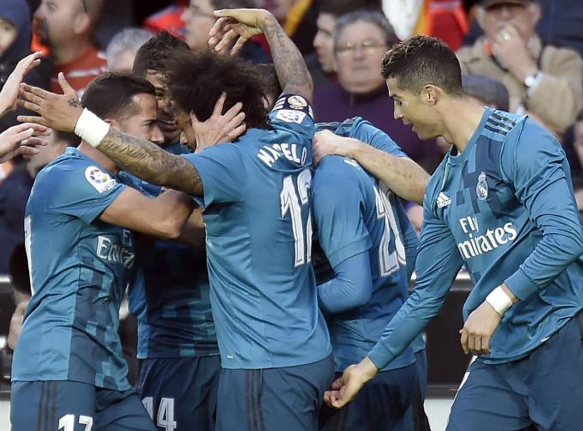 Такой разный выезд в Валенсию, сотый «роняльти» и Мальчик-с-пальчик