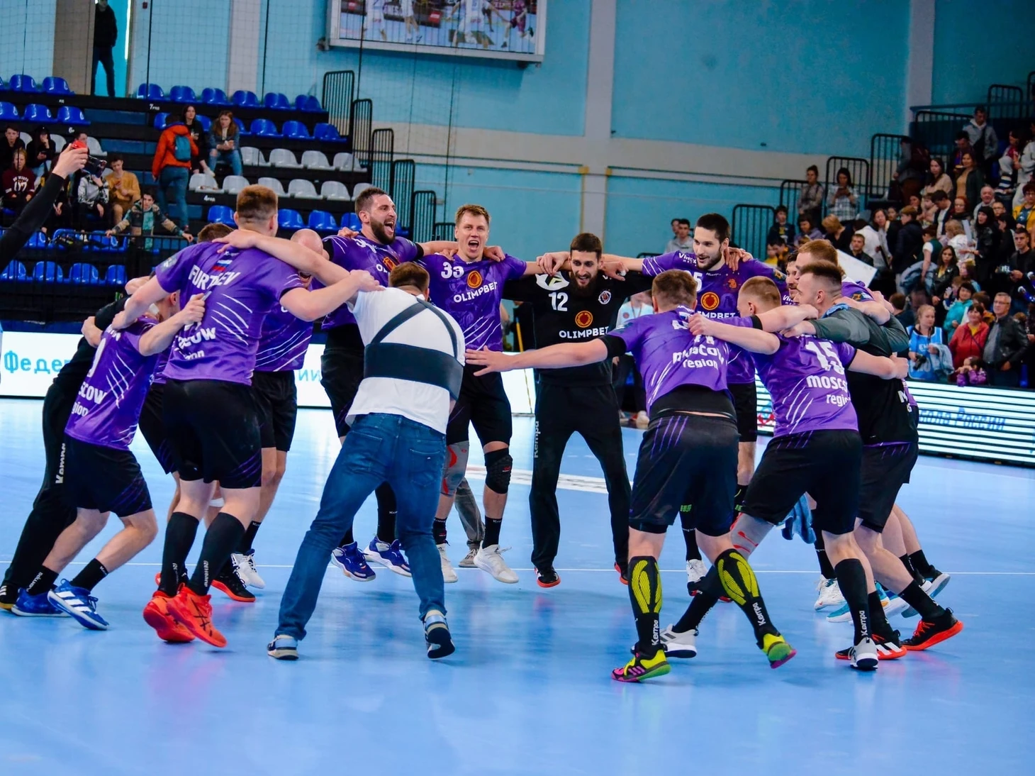 Чемпионат России. Итоги сезона. А если Торгованова назначить главным тренером "Киля"?, изображение №1