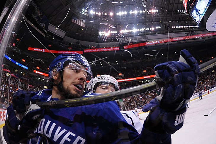 Бурмистров завершил карьеру в НХЛ в 26 лет. Что случилось?