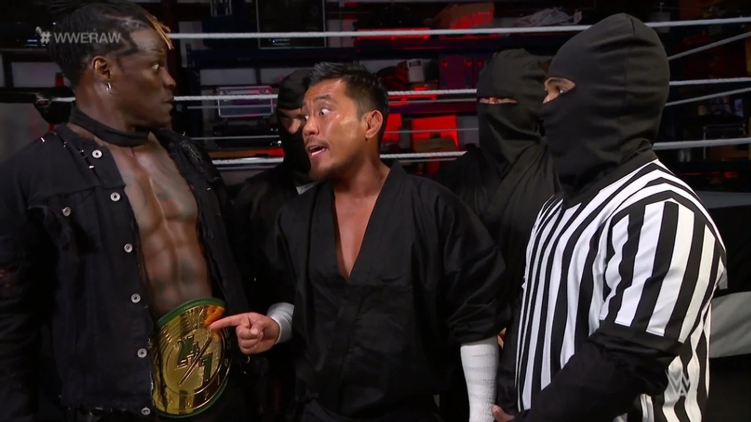 Обзор WWE Monday Night RAW 15.06.2020, изображение №24