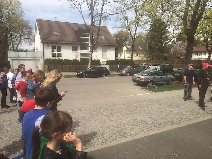 Выезд из гаража &quout;Баварии&quout;