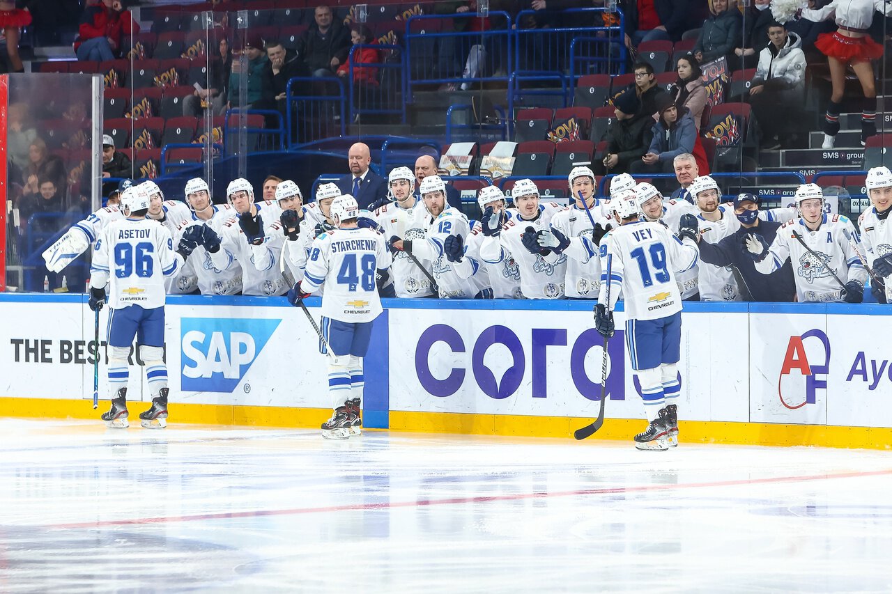 «Барыс» вернулся к тренировкам после длительного перерыва. Считаем расклады на остаток сезона 