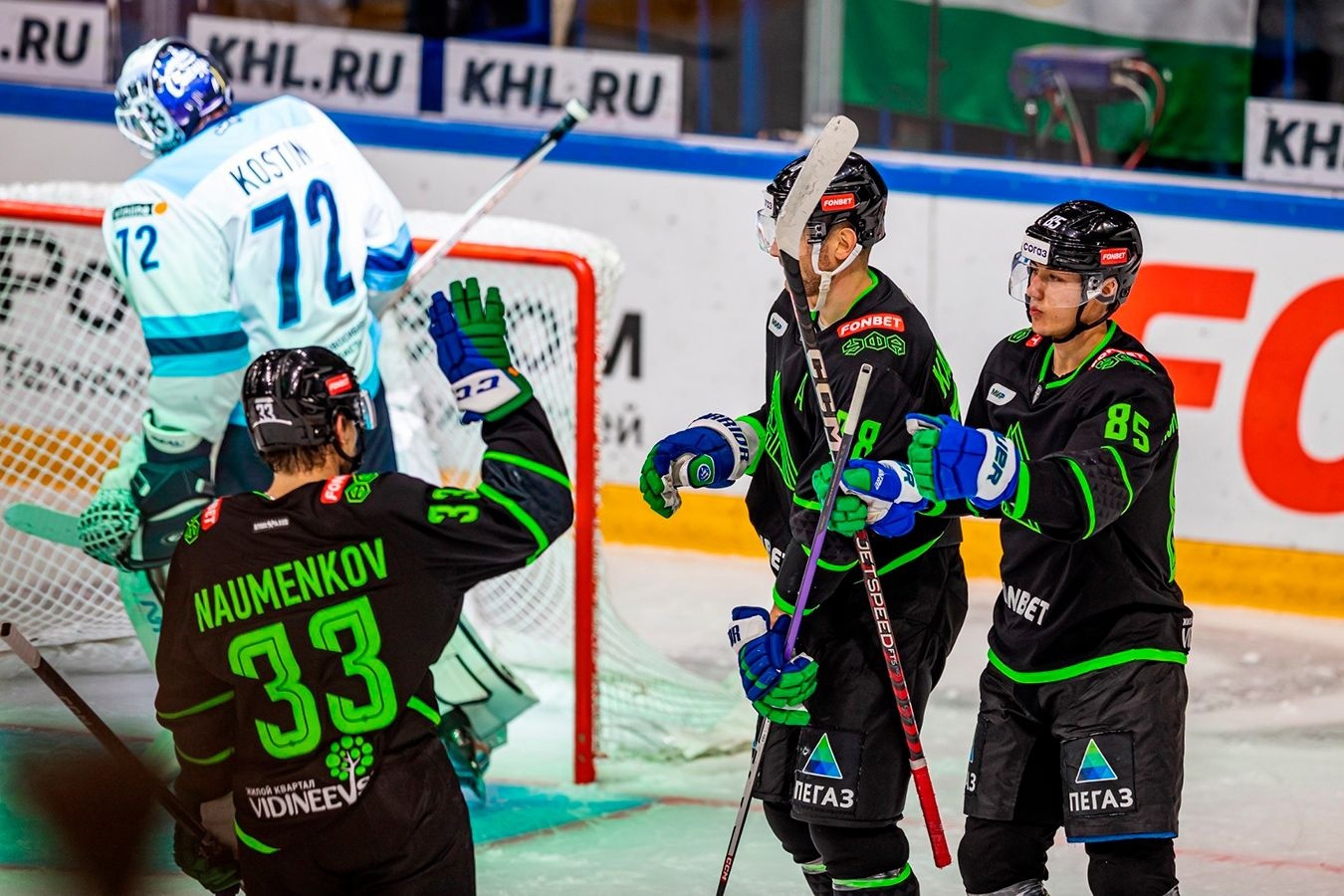 Ожесточенная борьба на Востоке. «Спартак» провалил сезон. Итоги игрового дня в КХЛ, 18.02.2023