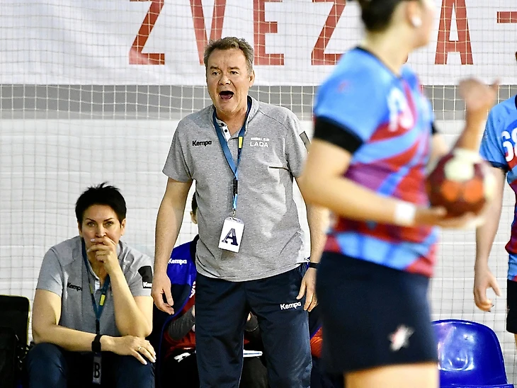 Молодёжное первенство. Алексей Жаворонков: "Пообещали девчонкам: возьмёте золото — закажем пароход!", изображение №3