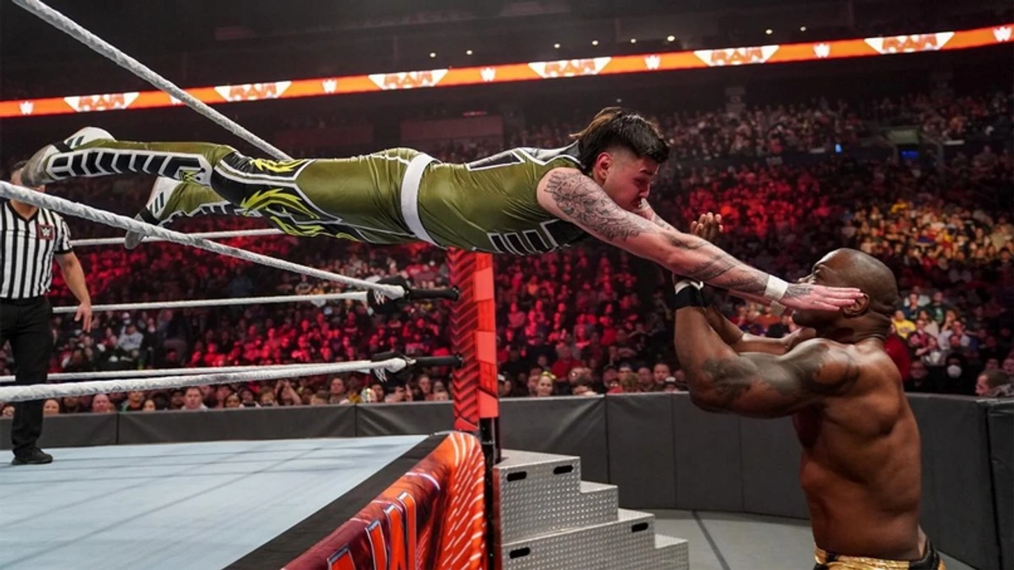 Обзор WWE Monday Night RAW 28.02.2022, изображение №15