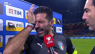 Всенародный плач по Италии