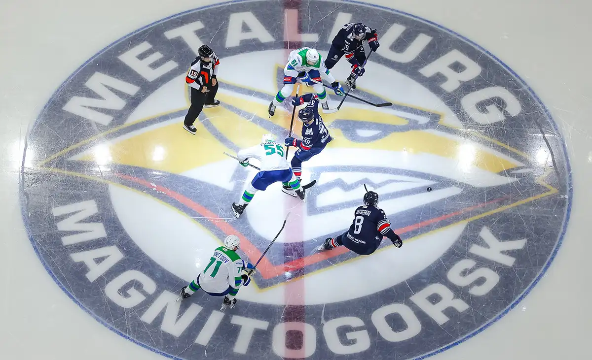 Фотография поста в ленте КХЛ: шансы «Металлурга» и «Салавата Юлаева» на победу в матче регулярного чемпионата