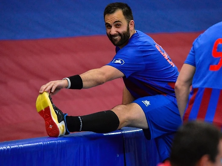 Самвел Асланян: "Люди, которые что-то слышали про гандбольную Румынию, вряд ли удивятся моей истории", изображение №6