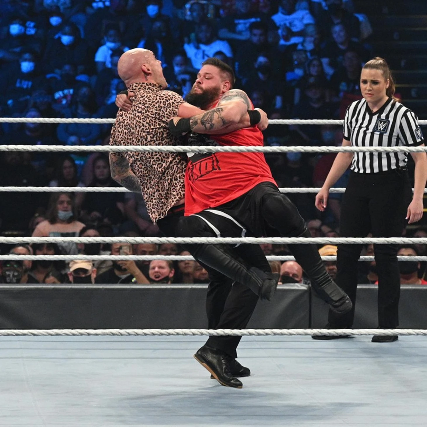 Обзор WWE Friday Night SmackDown 01.10.2021, изображение №6