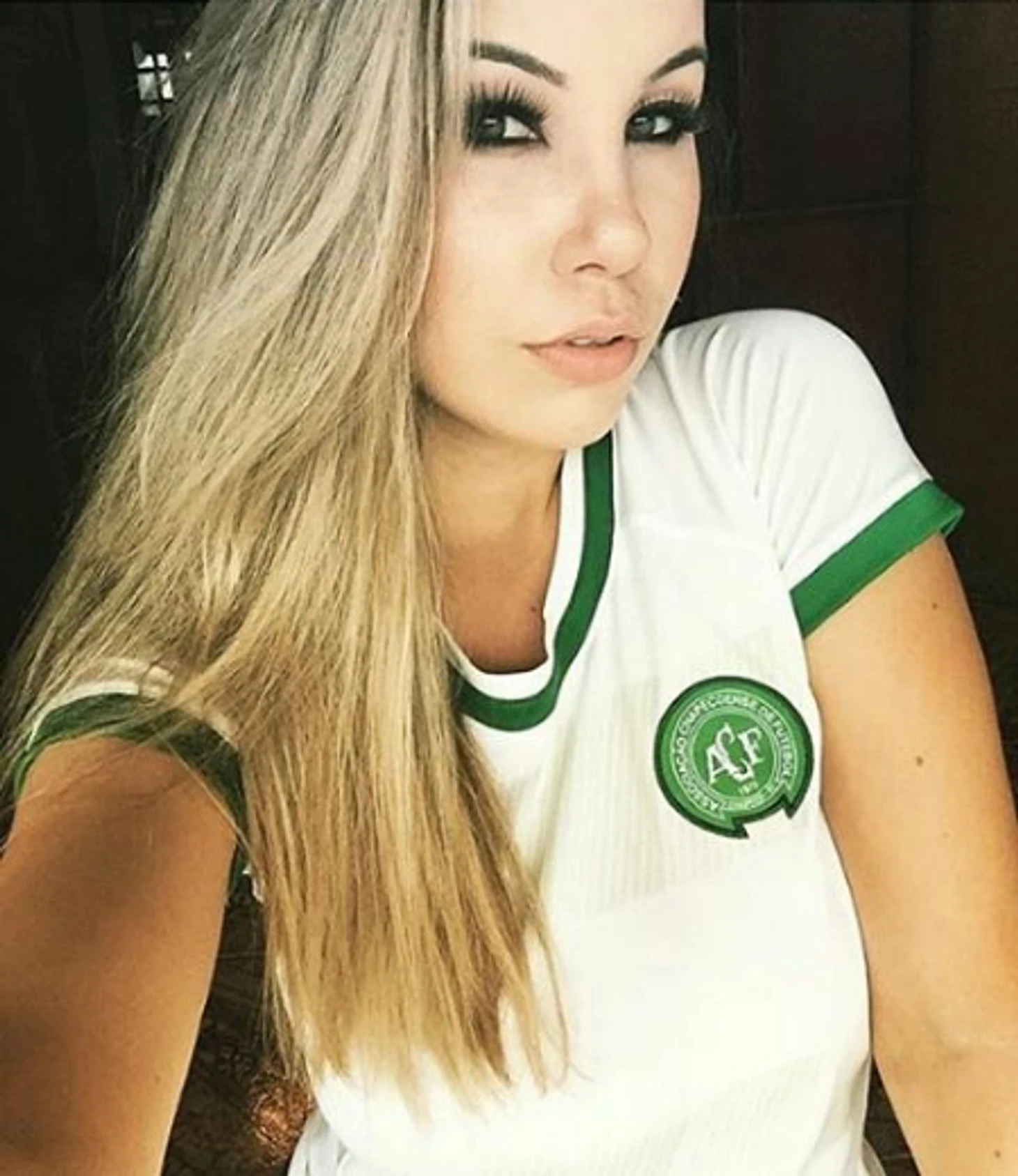 https://photobooth.cdn.sports.ru/preset/post/2/f1/a3b48e8ca4552af0956786bd22f89.png