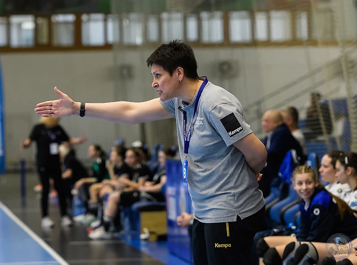 20 вопросов не о гандболе. Оксана Роменская: "С мужем в одной команде даже ссориться стали меньше", изображение №5