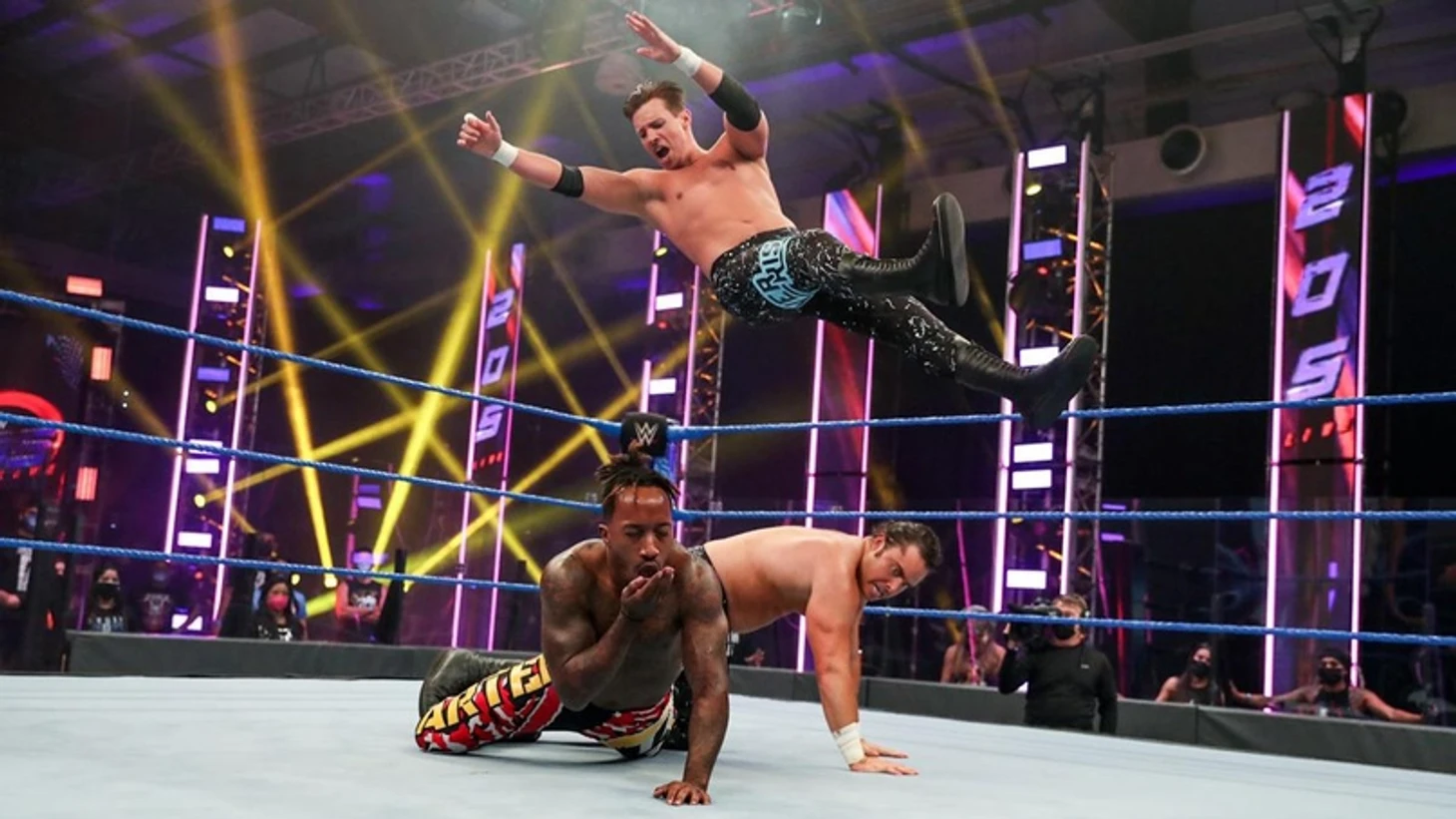 Обзор WWE 205 Live 07.08.2020, изображение №2