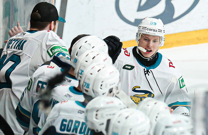 Интрига на Востоке жива! Мичков забил «Нефтехимику» – и теперь вообще непонятно, кто пройдет в плей-офф