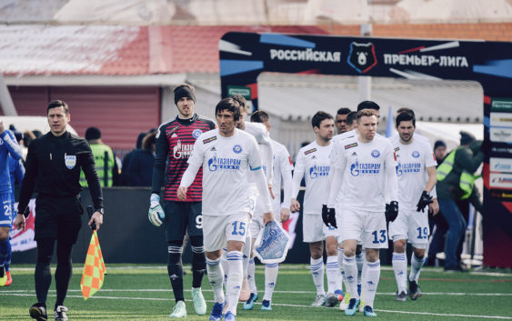 В бой идут одни старики. В каких командах РПЛ играют самые возрастные футболисты?