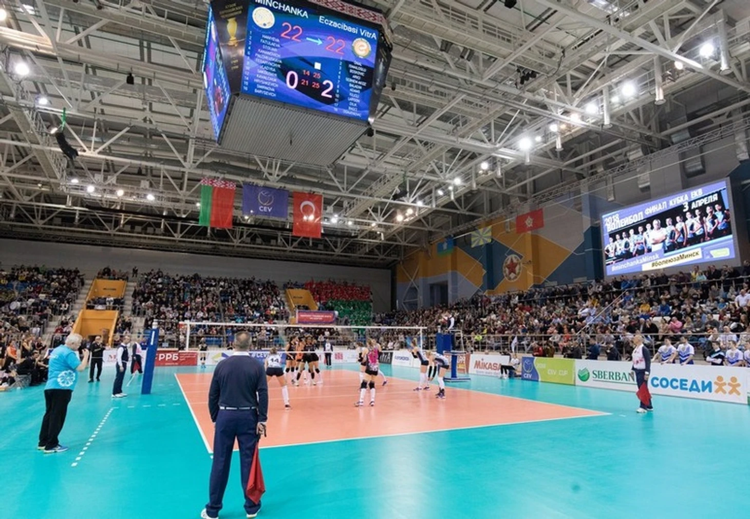 Дворец спорта "Уручье". Россияне и украинцы начнут евроотбор в мекке белорусского гандбола, изображение №9