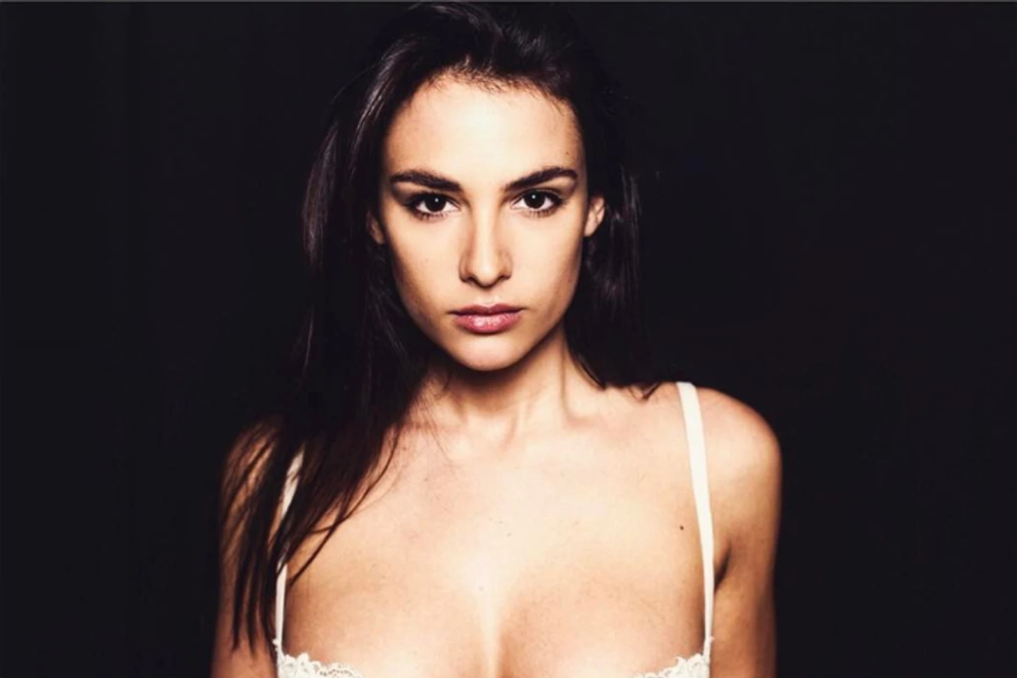 https://photobooth.cdn.sports.ru/preset/post/3/19/3bbfa9ff94f9a97ea1db6dcef0b59.png