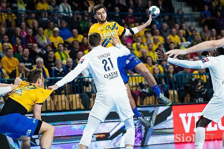 Лига чемпионов. Андердоги тоже кусаются. В Париже и Барселоне это подтвердят, изображение №1