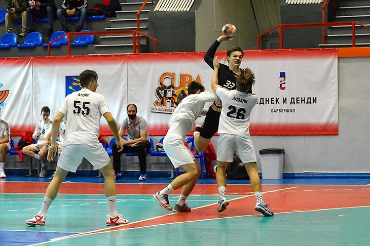 Молодежное первенство России. Тесно и жарко. Дальше — "Север" против "Юга", изображение №4