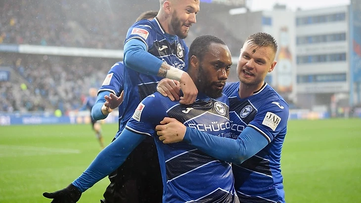 обними его уже