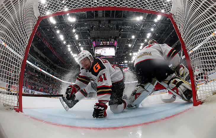 У «Авангарда» сумасшедшее количество блоков. Это система защиты – Хартли научил игроков всегда быть на линии броска
