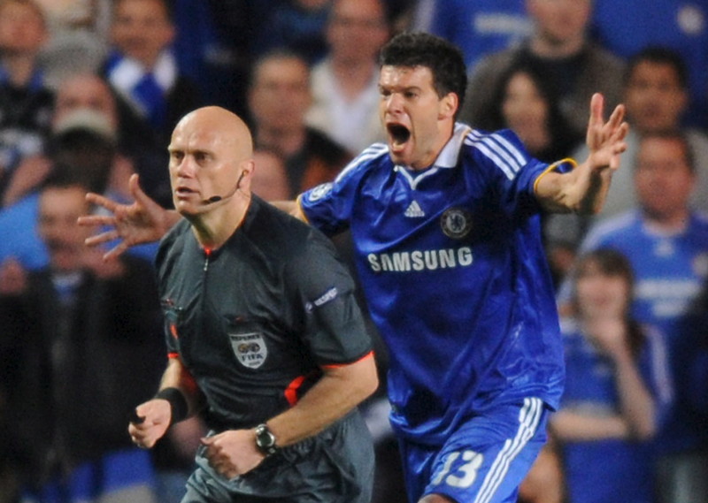 Мертворожденный младенец. Почему видеоповторы не изменят футбол