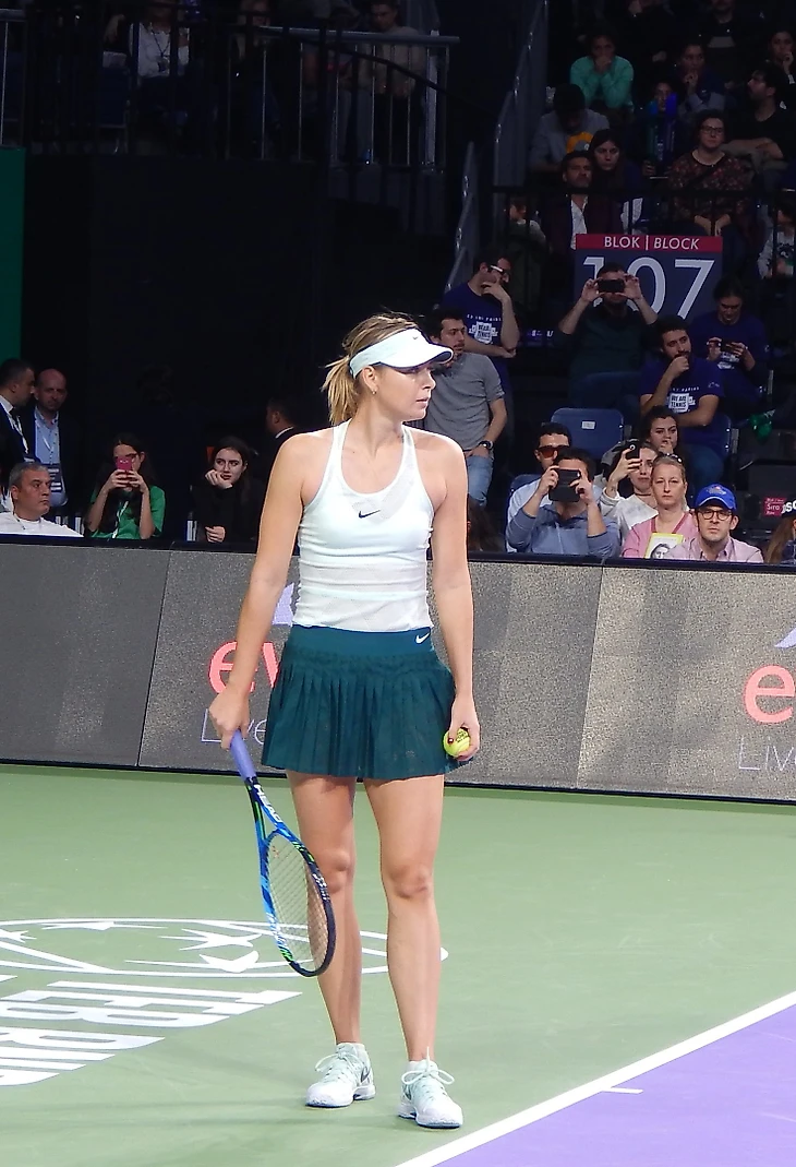 Sharapova in Istanbul 26 nov 2017