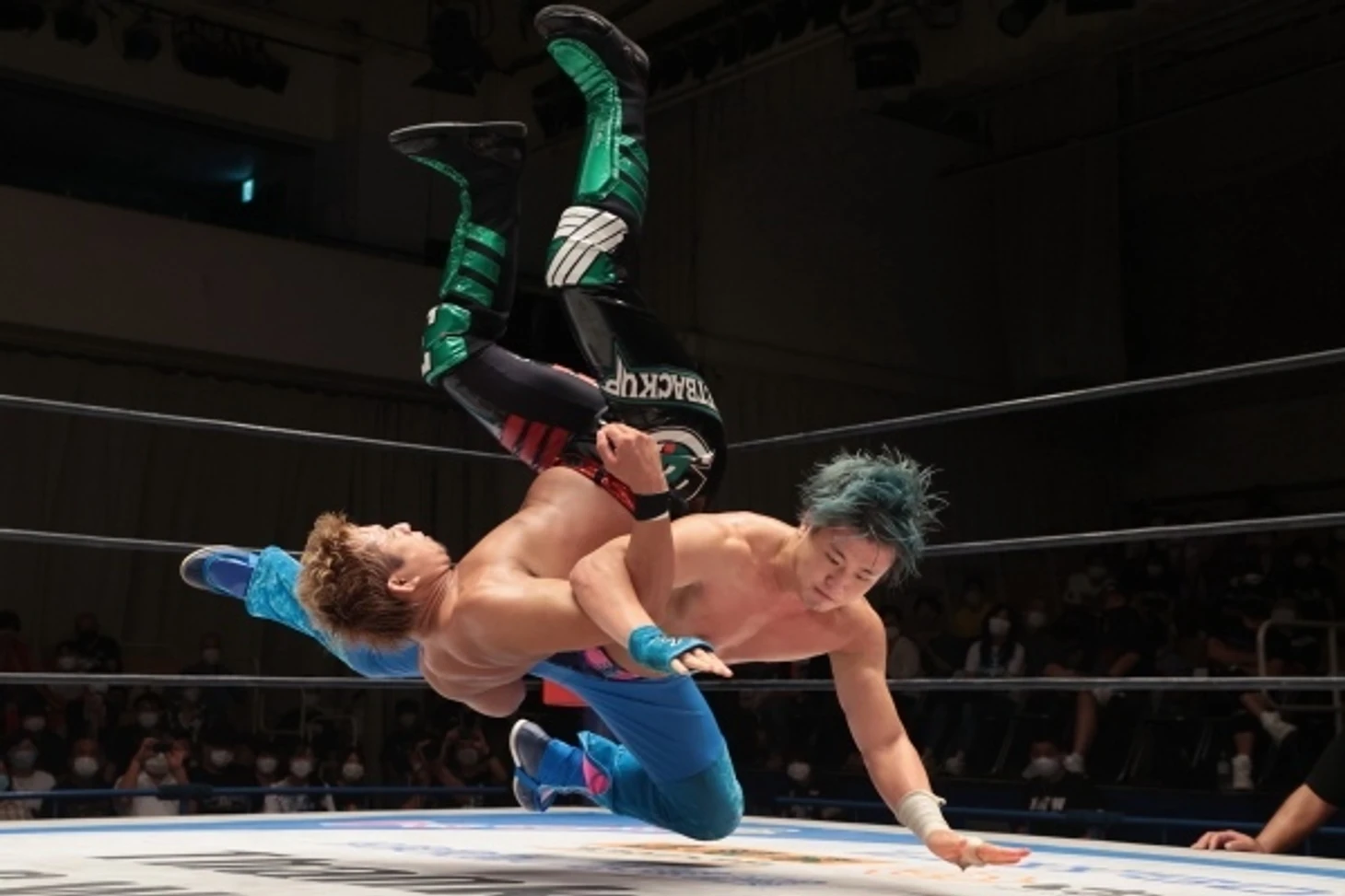 Обзор NJPW NEVER Openweight Six Man Tag Team Title Tournament (с 6 по 9 августа) на Summer Struggle 2020, изображение №15