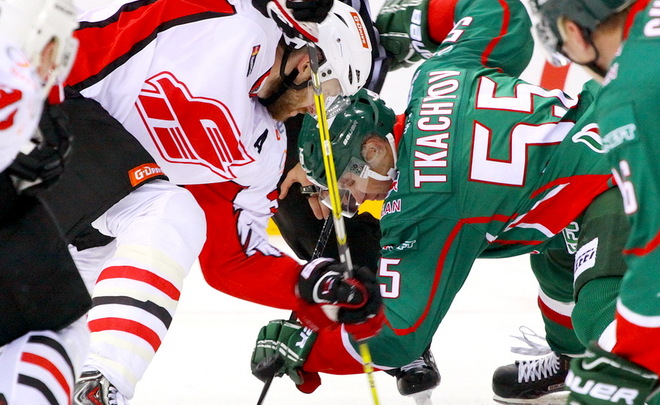 «Авангард» обыграл действующих чемпионов чемпионата в лице «Ак Барс» в серии буллитов