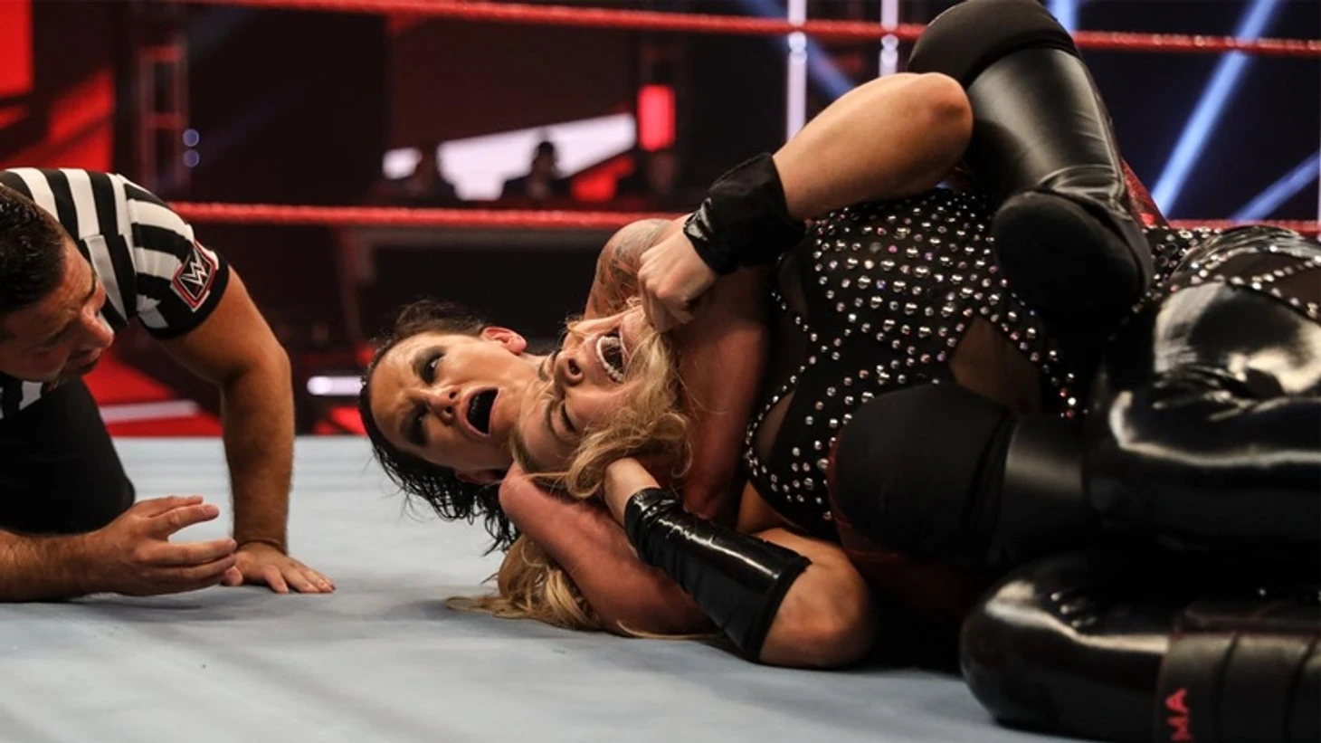 Обзор WWE Monday Night RAW 18.05.2020, изображение №16
