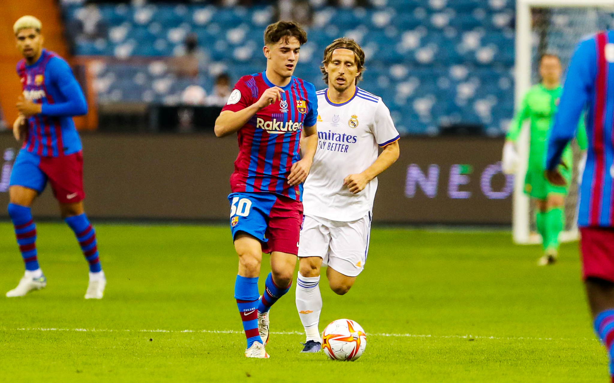 «Барселона» проиграла «Мадриду», но не изменила себе. Разбор огненного Эль-Класико