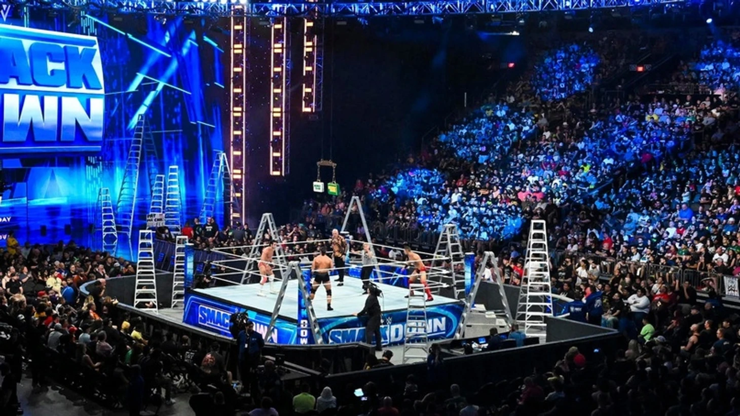 Обзор WWE Friday Night Smackdown 01.07.2022, изображение №9