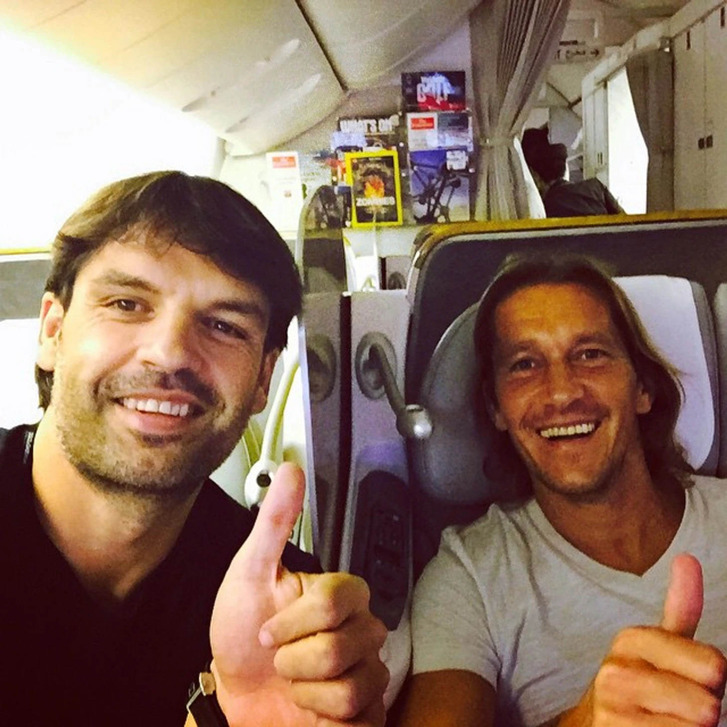 https://photobooth.cdn.sports.ru/preset/post/3/52/9b1d4ac524c5cb422d15e0c0021fa.jpeg