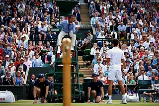 Судья финала «Уимблдона» сказал, что Федерер должен был брать титул. ATP его уволила