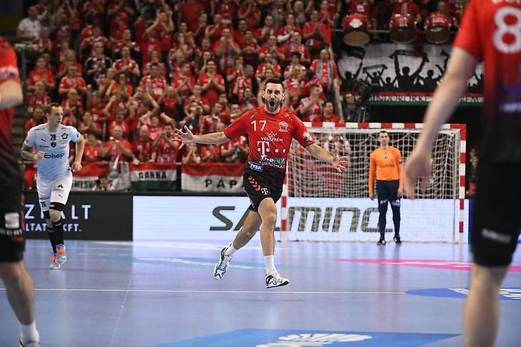 Лига чемпионов. "Веспрем" уже второй, "Целе" еще не шестой. А Штербик вне всяких рейтингов!, изображение №1