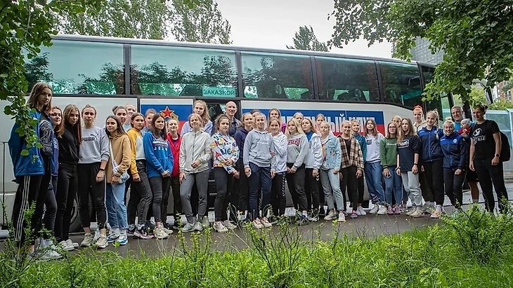 ЦСКА — надолго и всерьез. Армейская &quot;молодежка&quot; времен начального накопления капитала, изображение №3