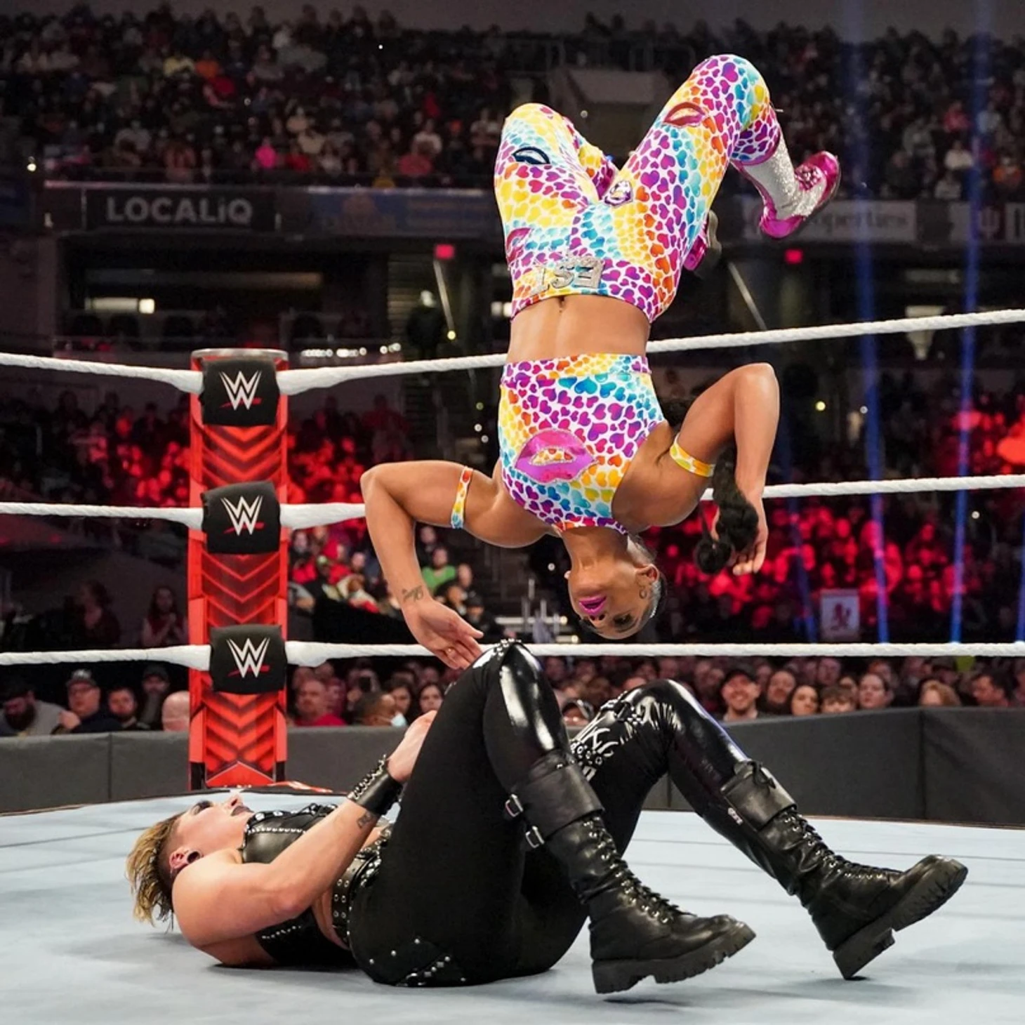 Обзор WWE Monday Night RAW 14.02.2022, изображение №19