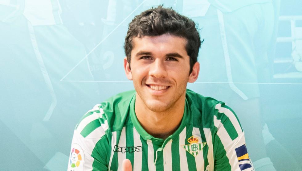 Карлес Аленья удалил свой твиттер-аккаунт после многочисленных оскорблений от болельщиков «Севильи»