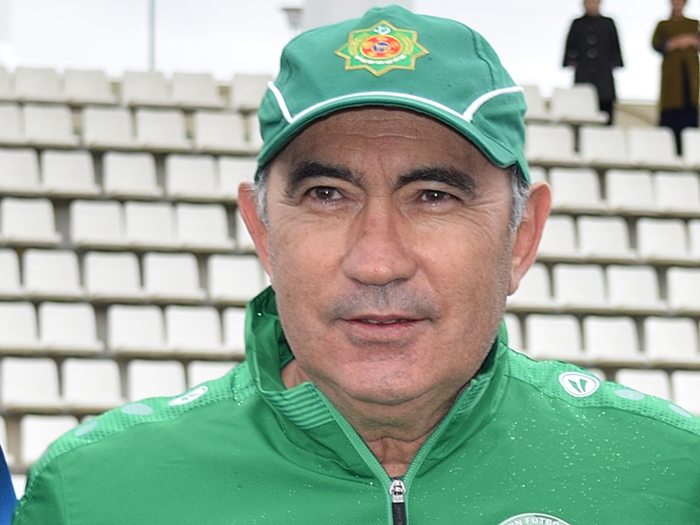 Курбан Бердыев прибыл в Туркменистан ознакомиться с развитием футбола в регионах