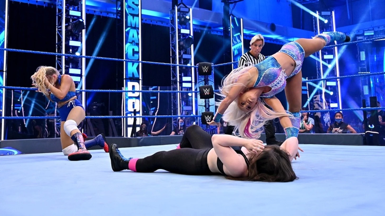 Обзор WWE Friday Night Smackdown 26.06.2020, изображение №8