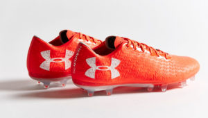 kickster_ru_underarmour_clutchfit_coral_01