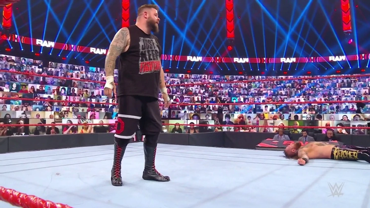 Обзор WWE Monday Night RAW 28.09.2020, изображение №15